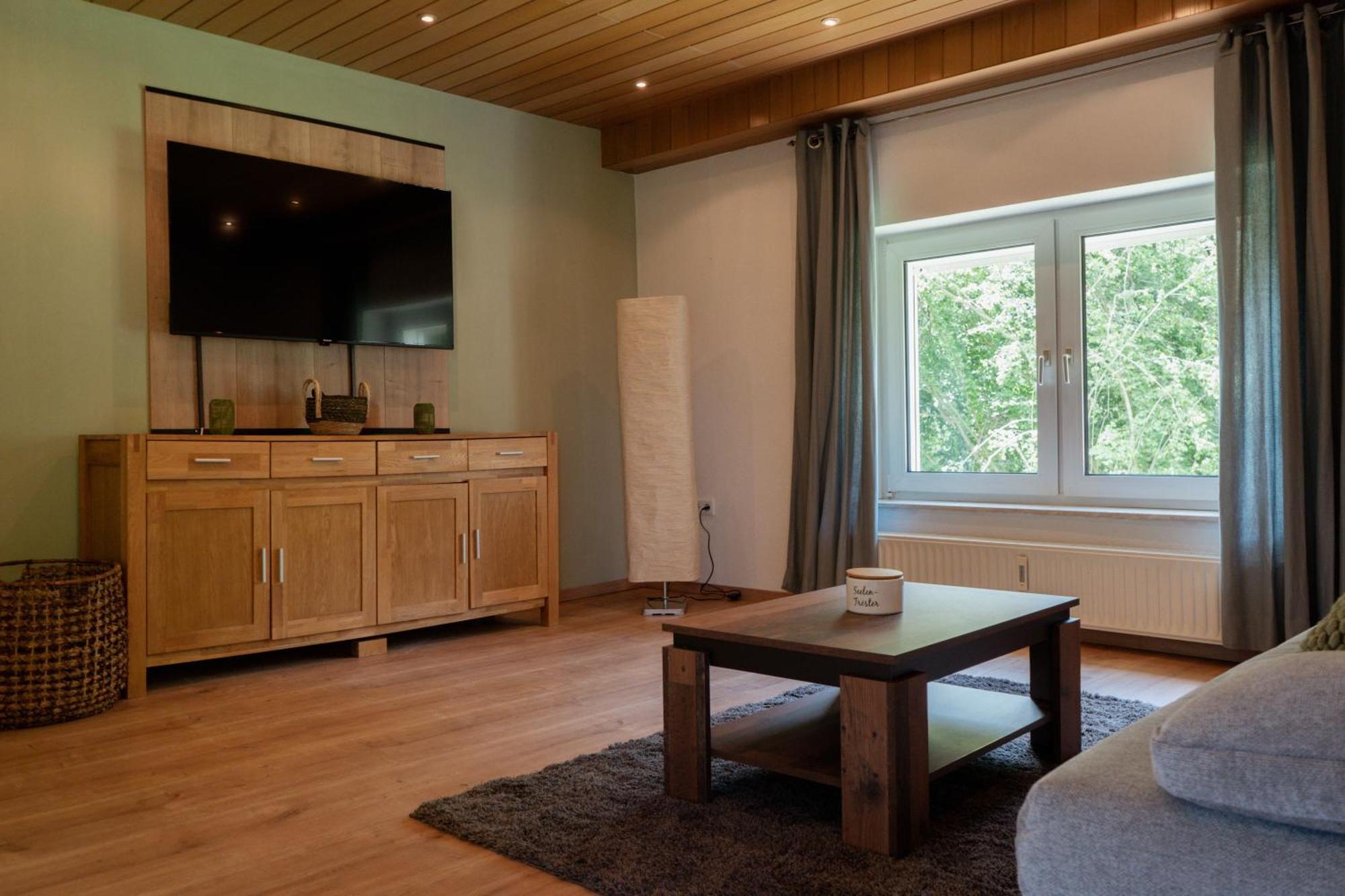 Idyllische Ferienwohnung Im Kalletal Екстериор снимка