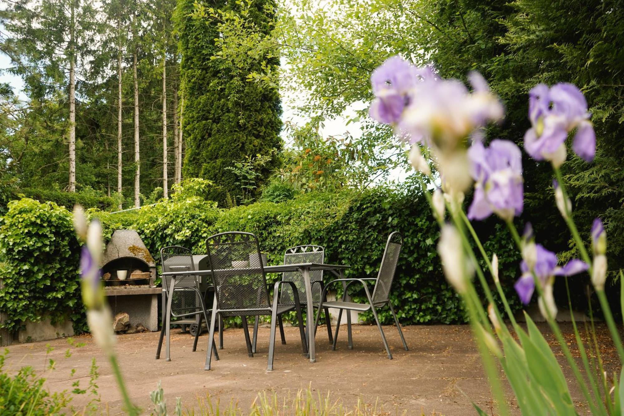 Idyllische Ferienwohnung Im Kalletal Екстериор снимка